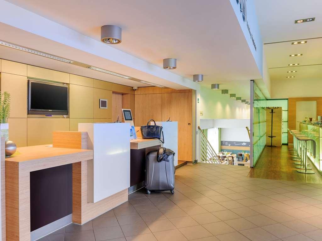 Ibis Heidelberg Hauptbahnhof Hotel Exterior photo